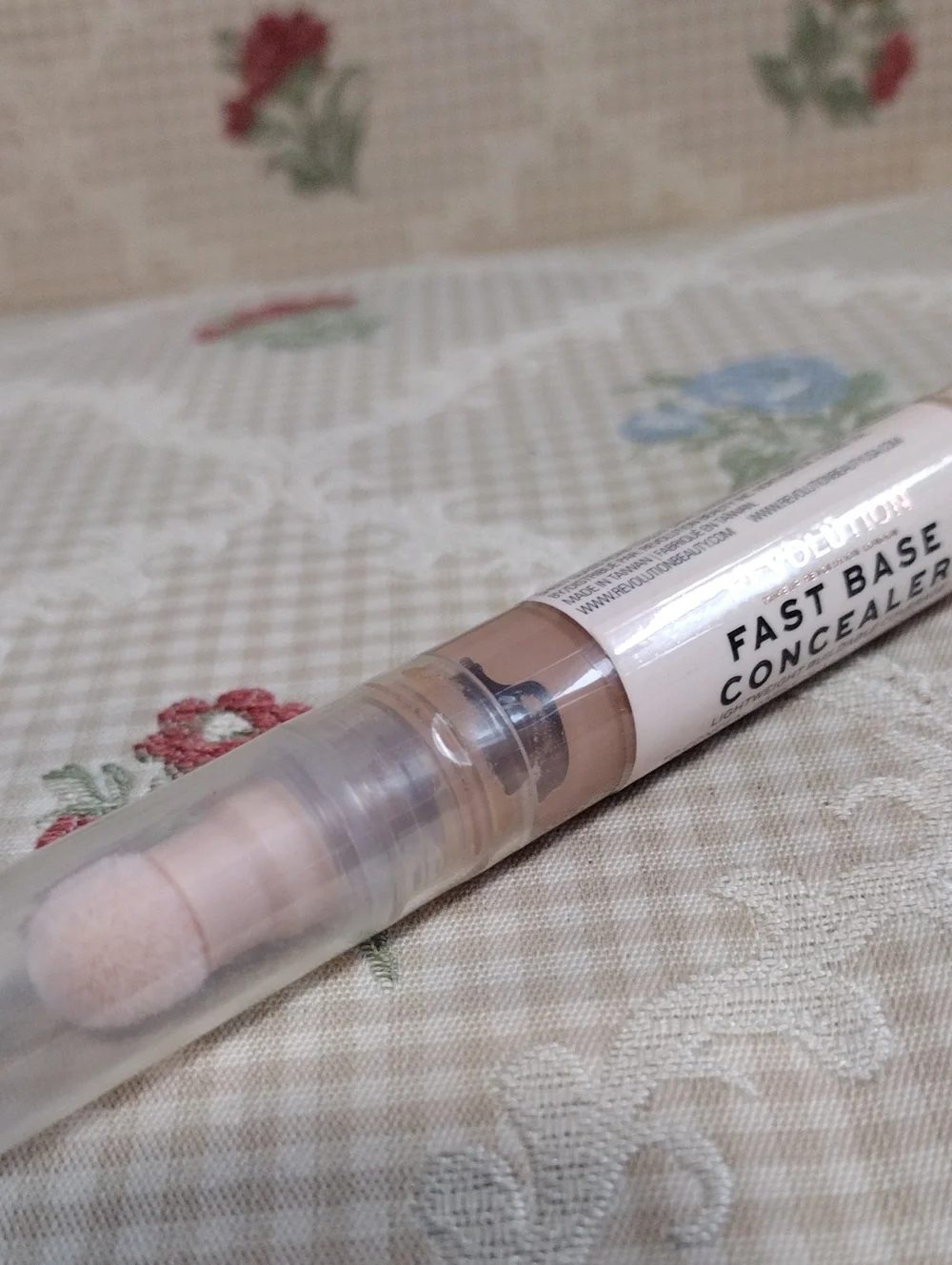 Revolution Fast Base Concealer C11 Neutral Beige with Built-In Applicator